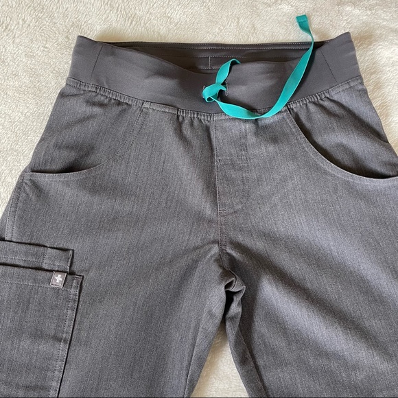 Figs Pants - FIGS Technical Collection Graphite scrub pants XXS| Women’s scrubs